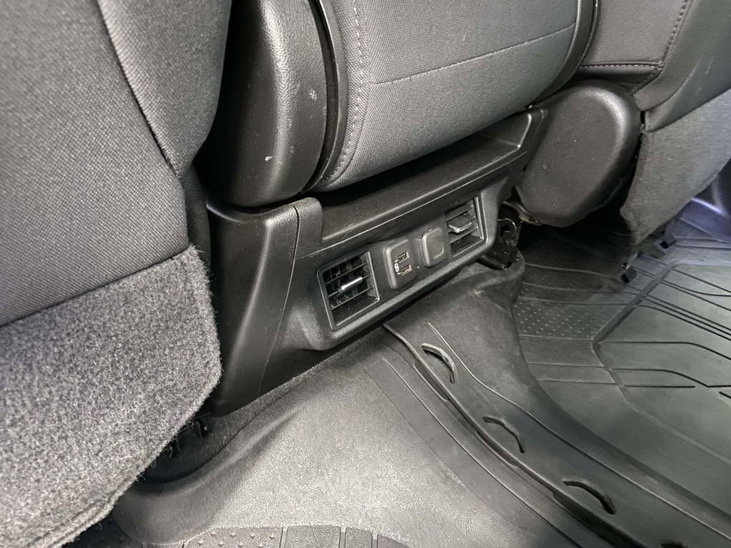 Used 2021 Chevrolet Silverado 1500 RST w/ Z71 Off-Road Package image 15