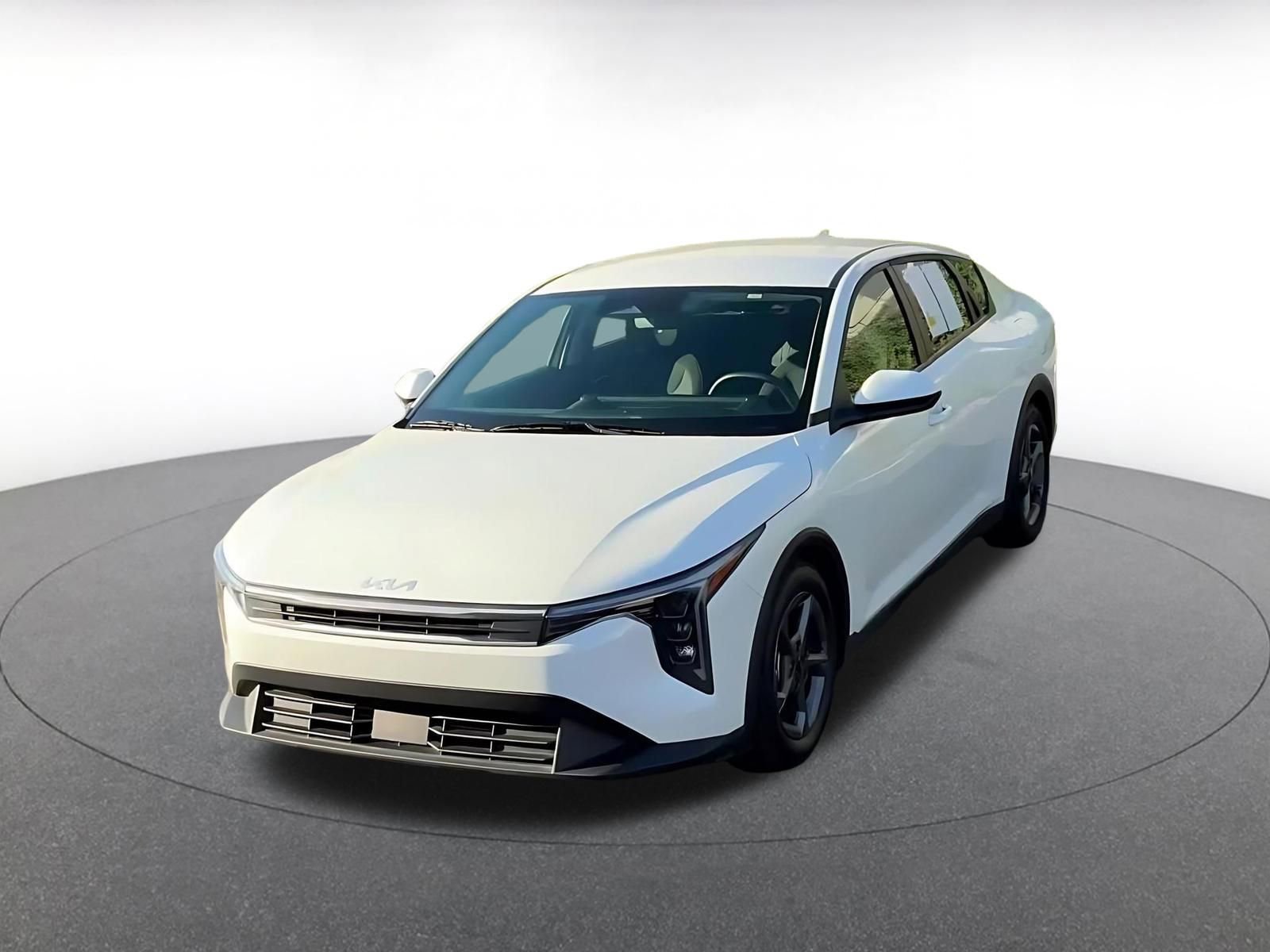 Used 2025 Kia K4 LXS image 7