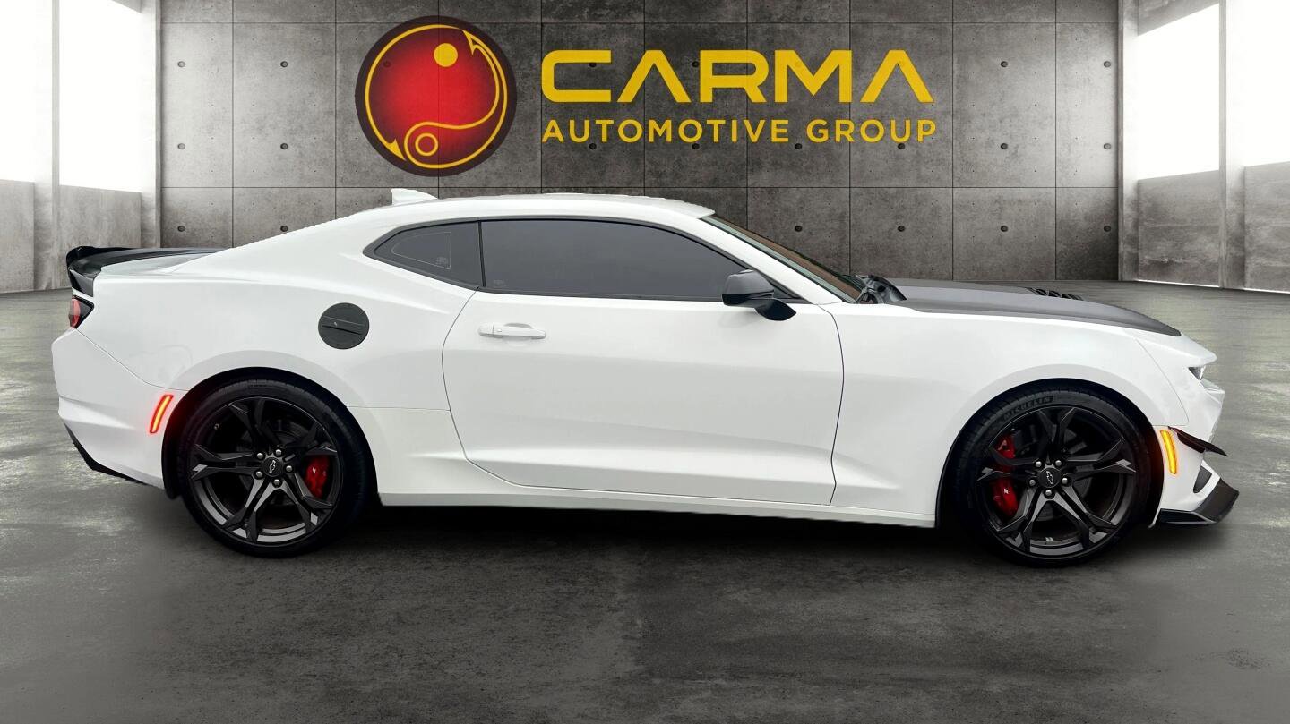 Used 2020 Chevrolet Camaro SS image 6