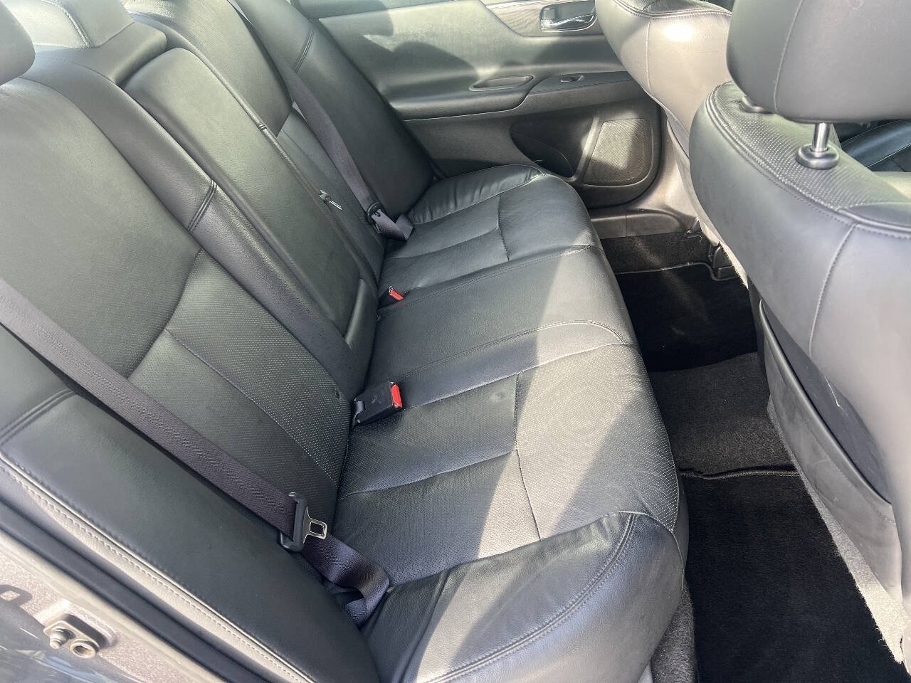 Used 2014 Nissan Altima 3.5 SL w/ Technology Package FWD image 12