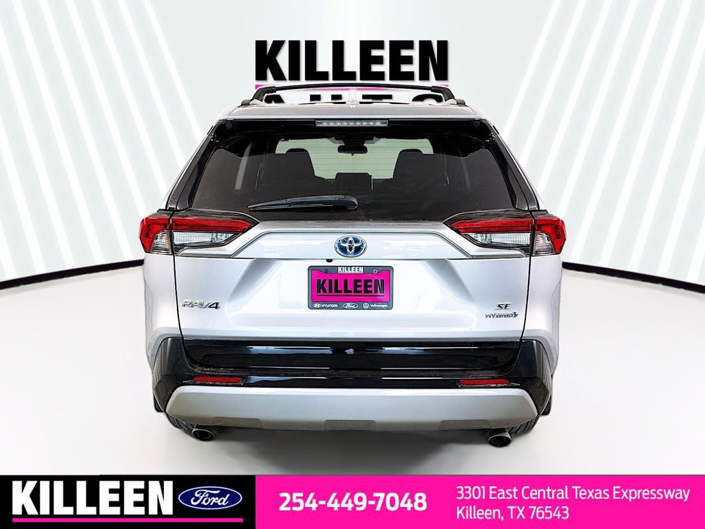Used 2023 Toyota RAV4 SE image 7