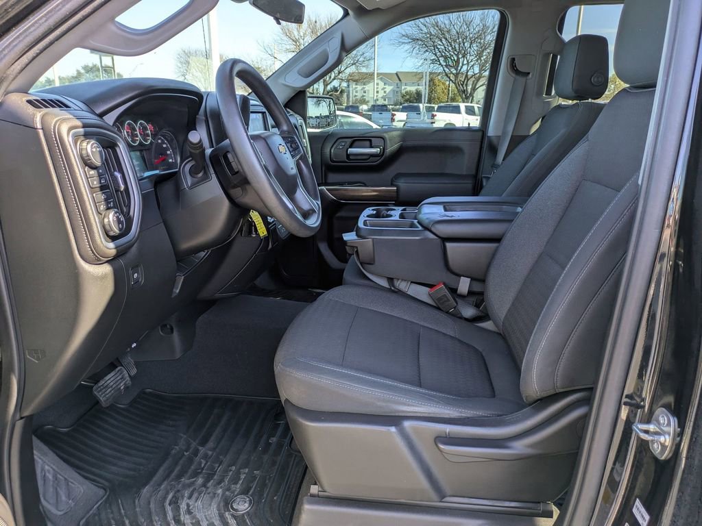 Used 2020 Chevrolet Silverado 1500 LT image 9