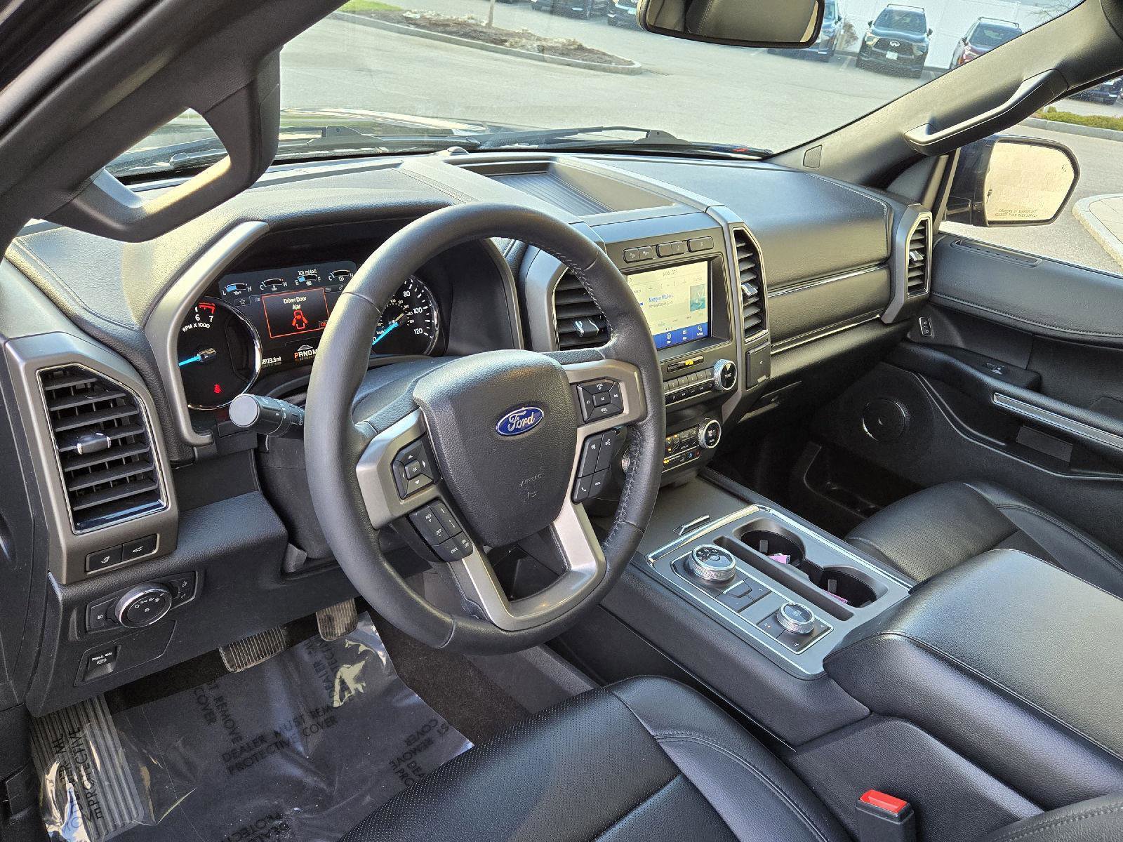 Used 2021 Ford Expedition XLT image 7