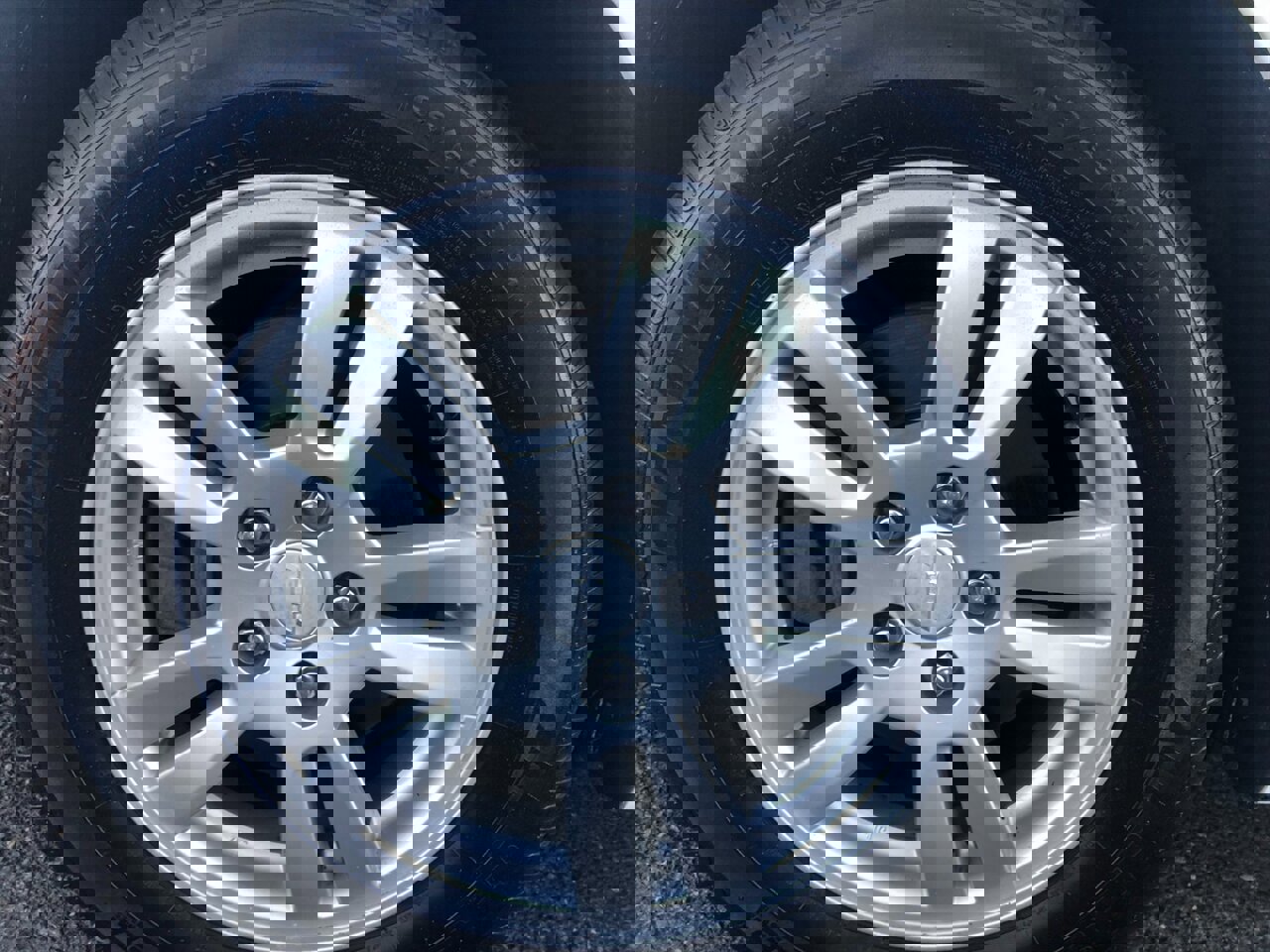 Used 2014 Chevrolet Sonic LT image 14