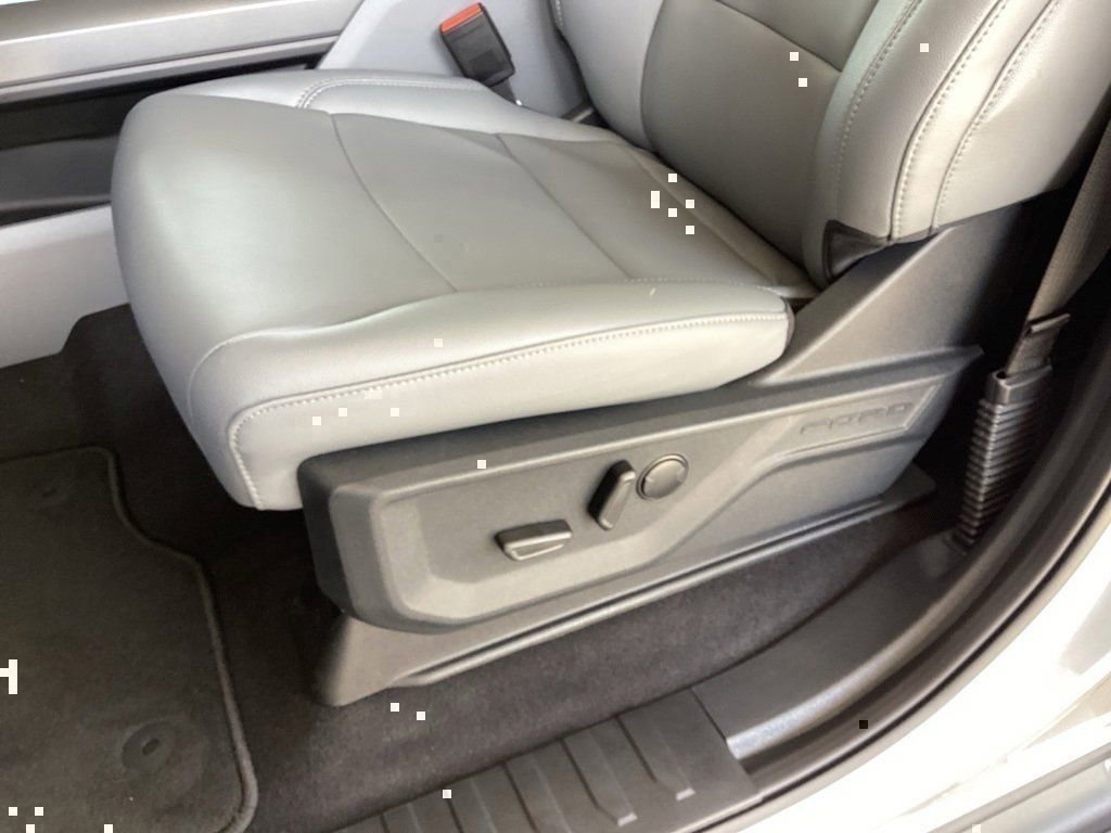 New 2025 Ford F150 Lightning Flash image 33