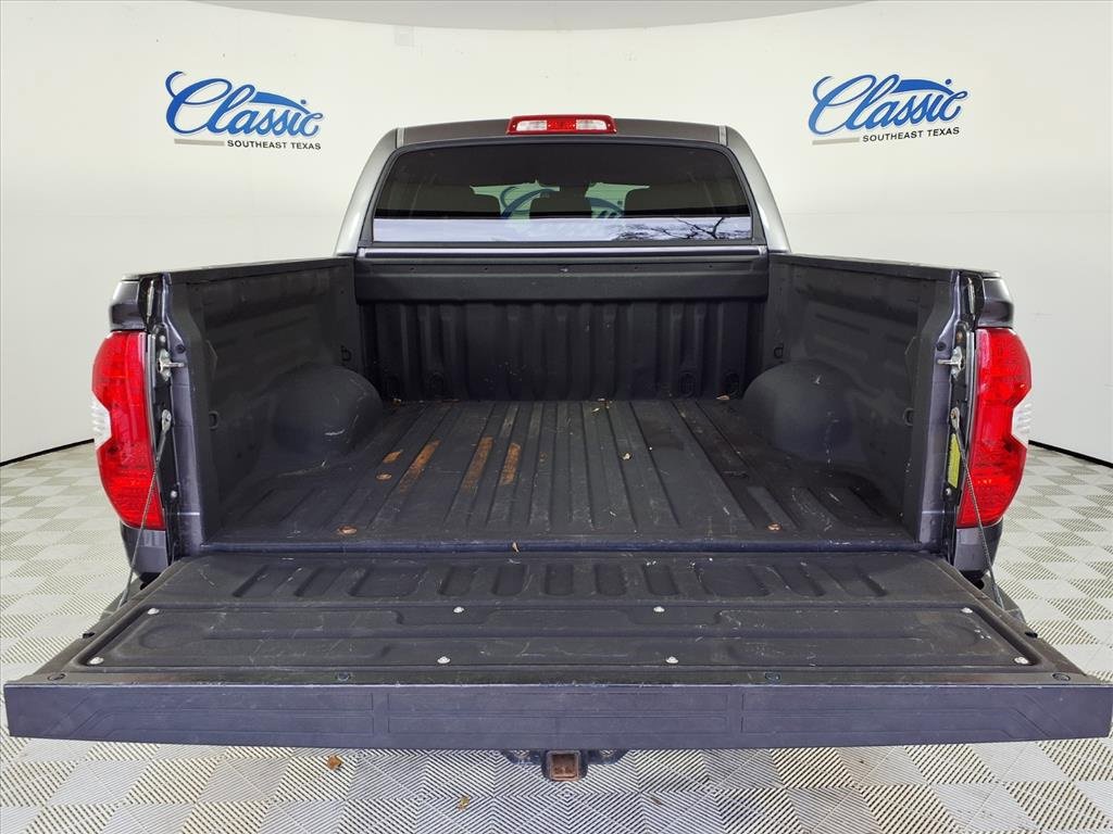Used 2018 Toyota Tundra SR5 image 5