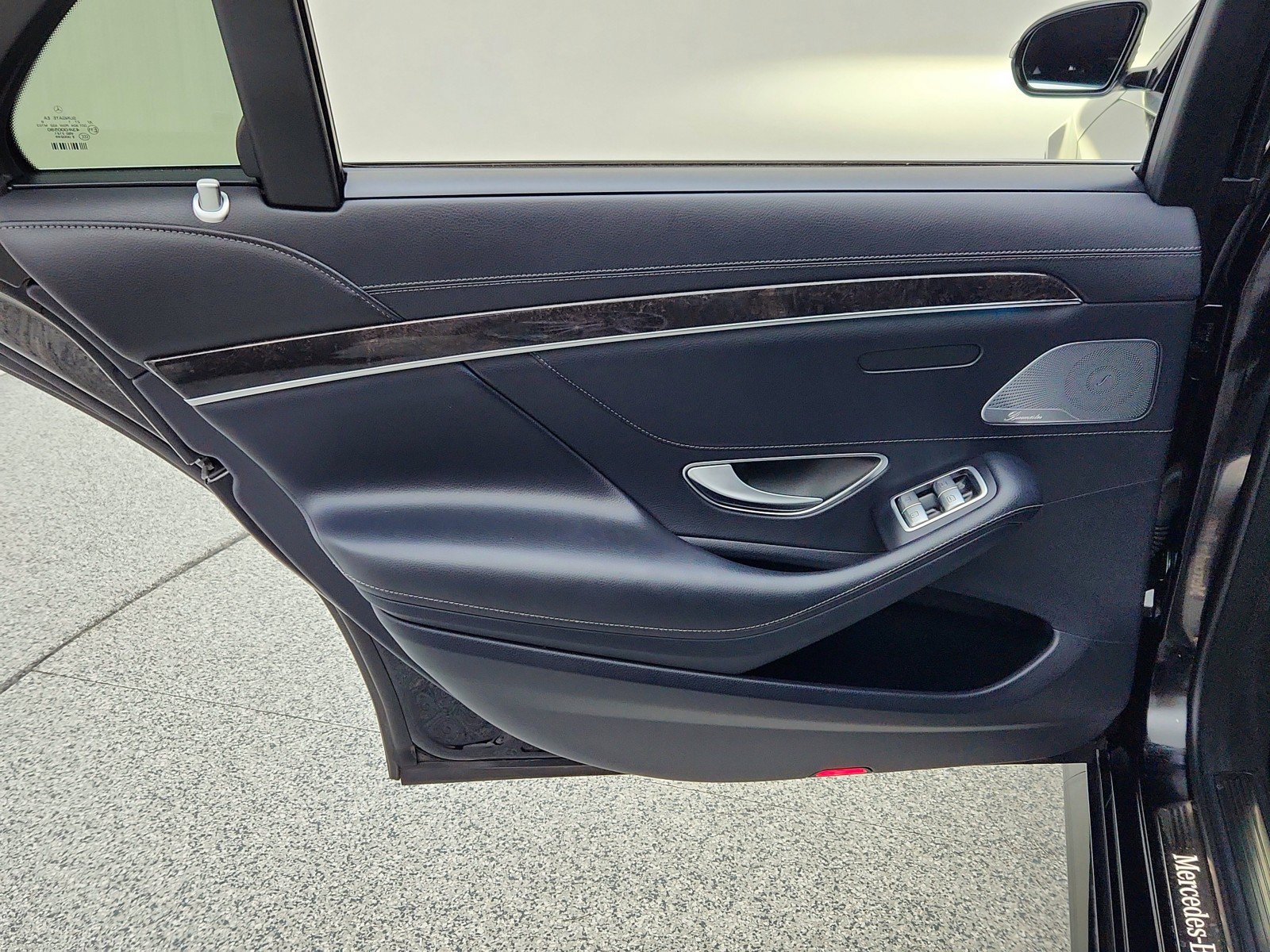 Used 2018 Mercedes-Benz S 450 Sedan image 29