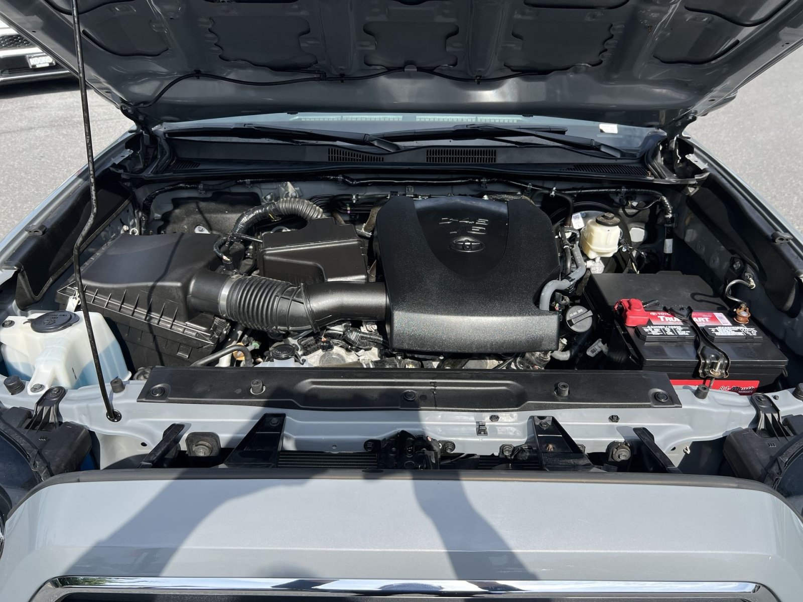 Used 2021 Toyota Tacoma Limited AWD/4WD image 28