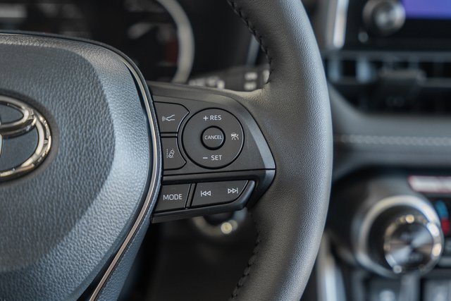 New 2025 Toyota RAV4 XLE image 29