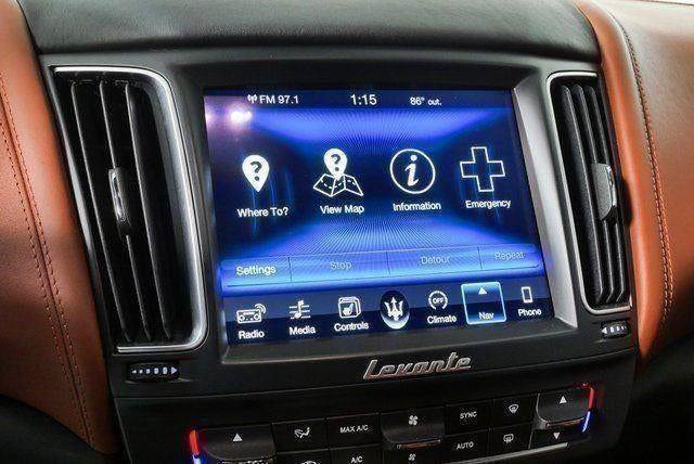 Used 2017 Maserati Levante w/ Luxury Package AWD/4WD image 17