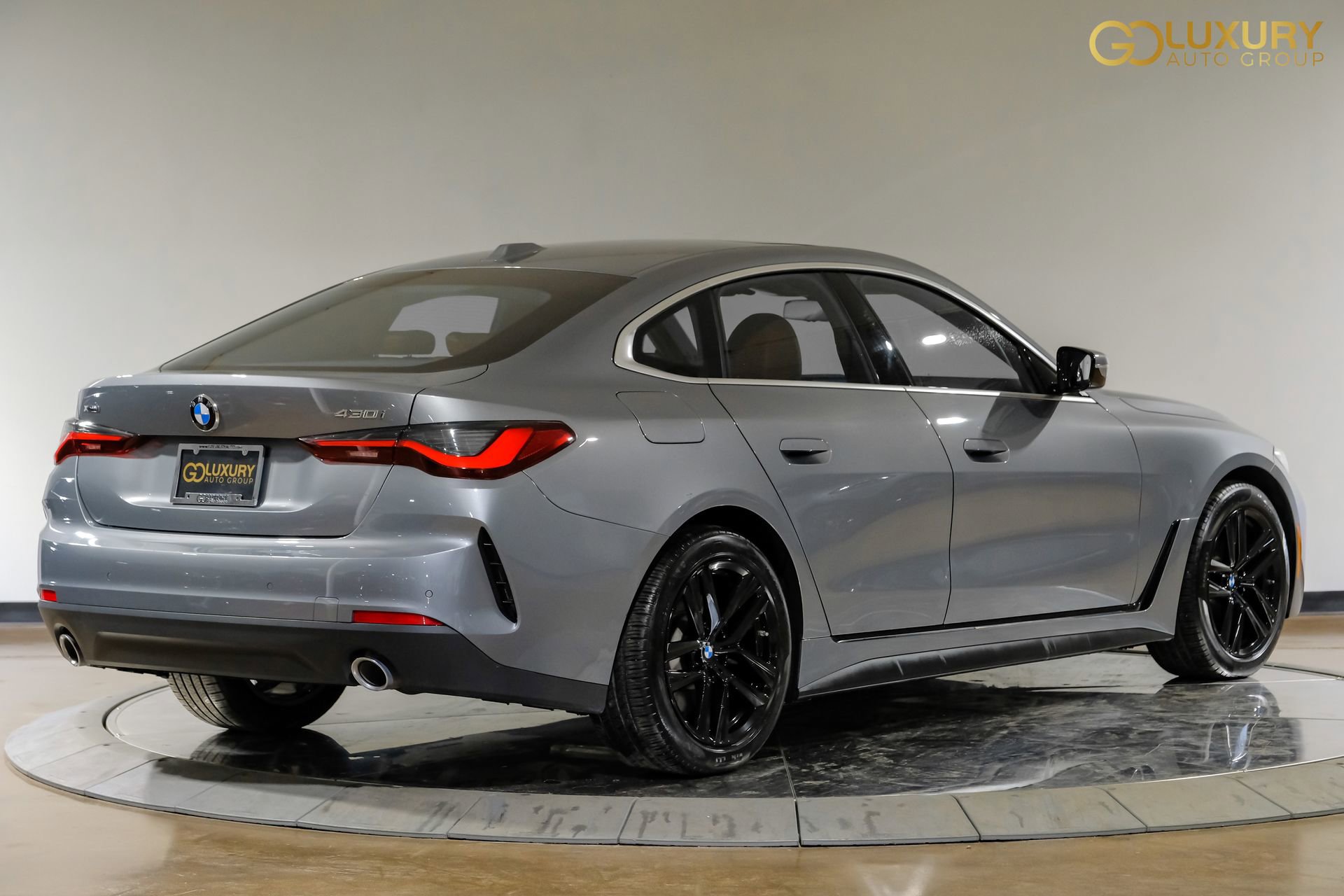 Used 2025 BMW 430i xDrive w/ Premium Package image 10