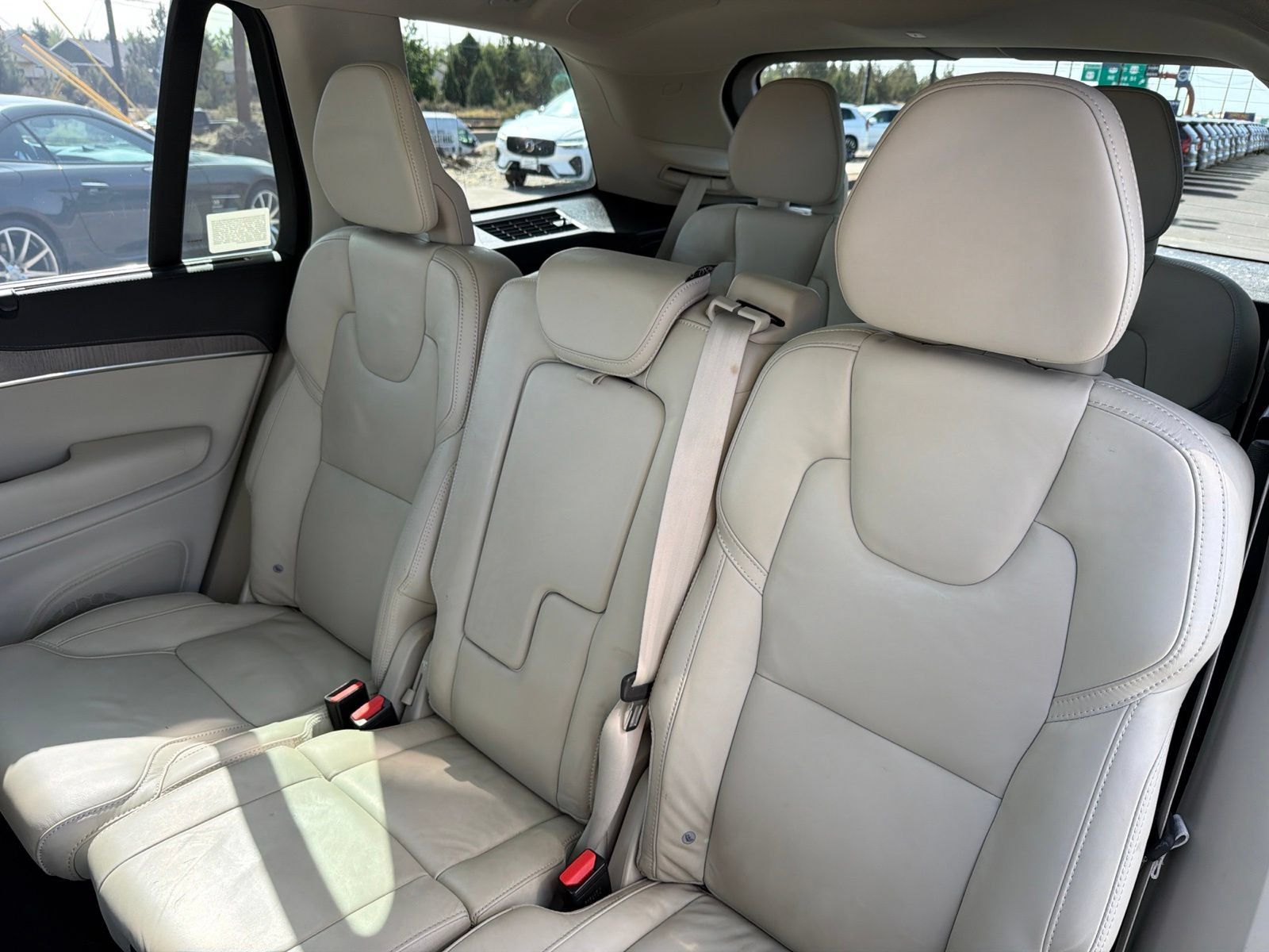 Used 2023 Volvo XC90 B6 Ultimate w/ Protection Package Premier AWD/4WD image 22