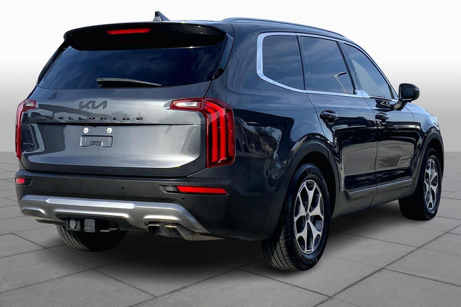 Used 2022 Kia Telluride EX w/ Towing Package AWD/4WD image 22