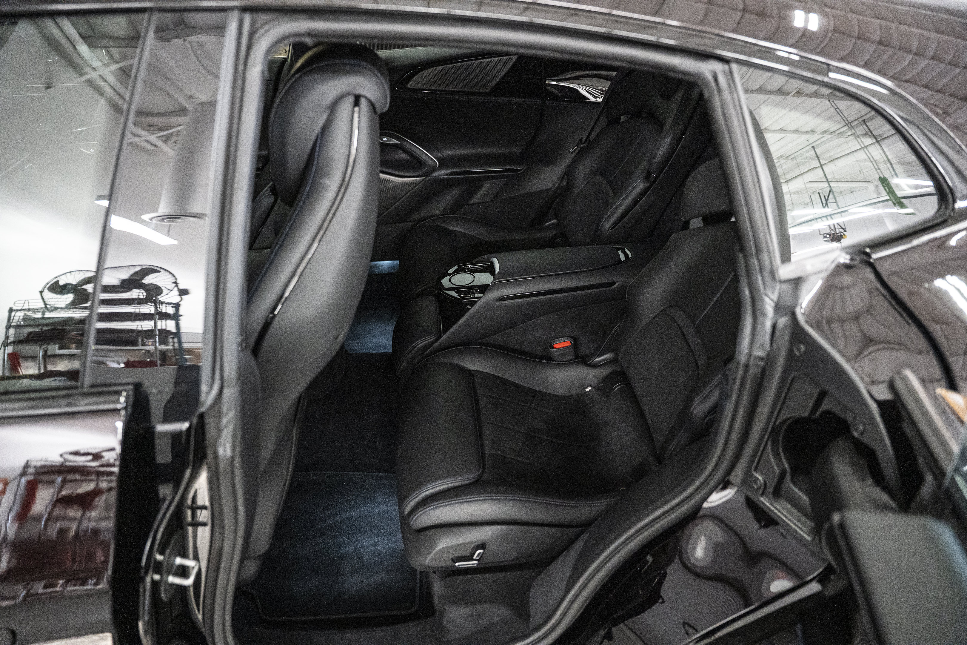 Certified 2024 Ferrari Purosangue AWD/4WD image 30