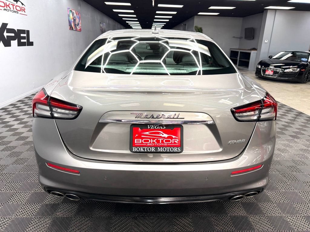 Used 2021 Maserati Ghibli RWD image 13