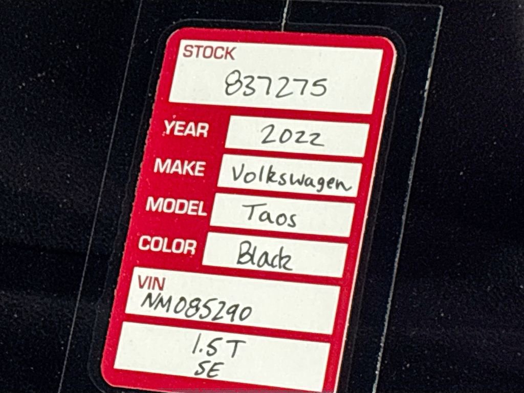 Used 2022 Volkswagen Taos SE w/ Panoramic Sunroof Package AWD/4WD image 26