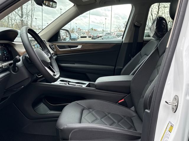 New 2026 Volkswagen Atlas SE image 10