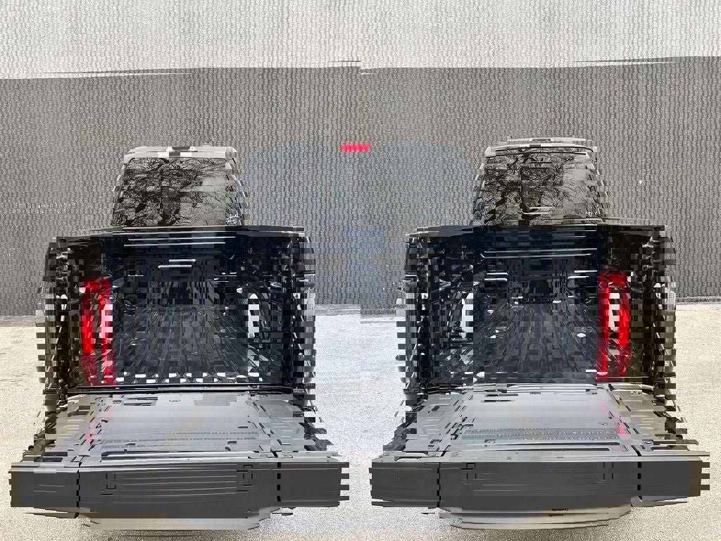 New 2026 Ford F150 Lariat w/ Equipment Group 502A High image 17