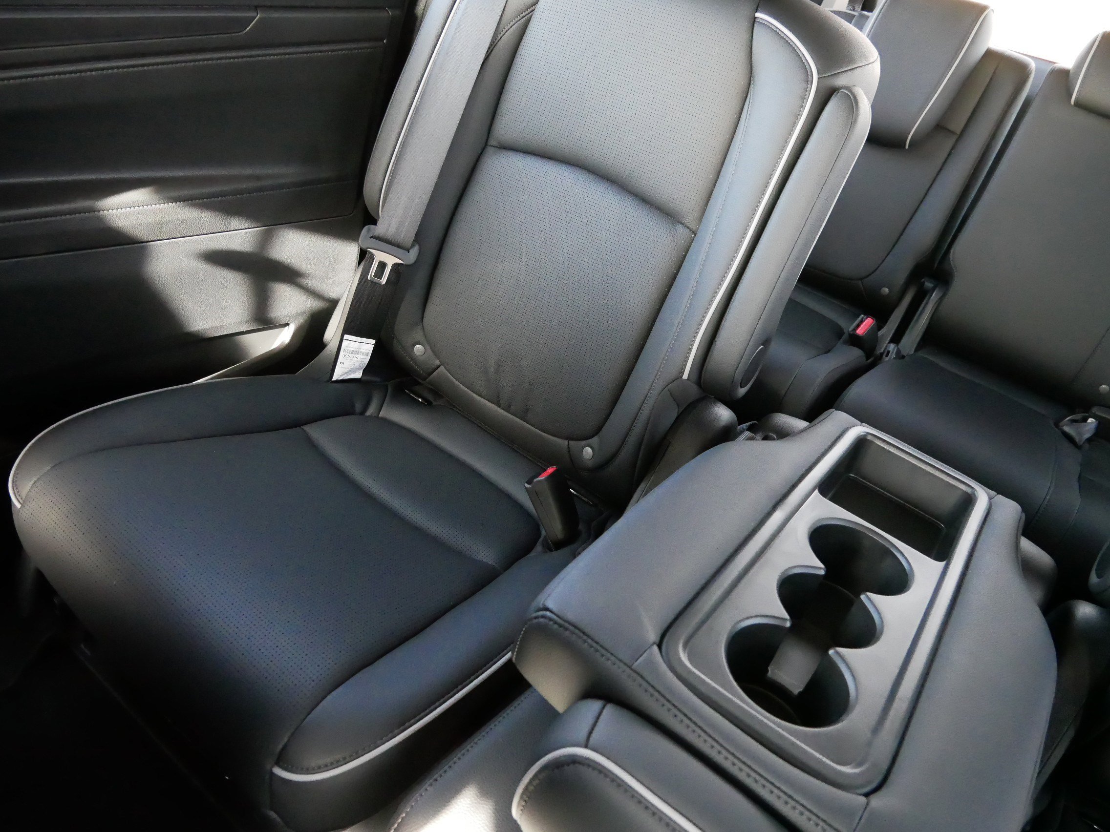 Certified 2026 Honda Odyssey Elite image 12