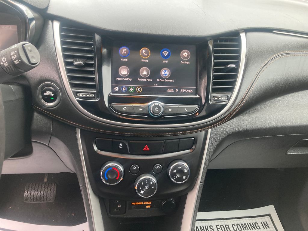 Used 2020 Chevrolet Trax LT w/ LT Convenience Package image 22