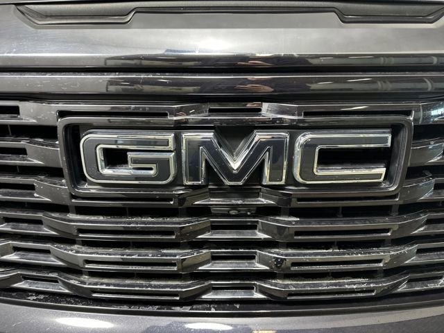 Used 2023 GMC Sierra 1500 Denali Ultimate image 9