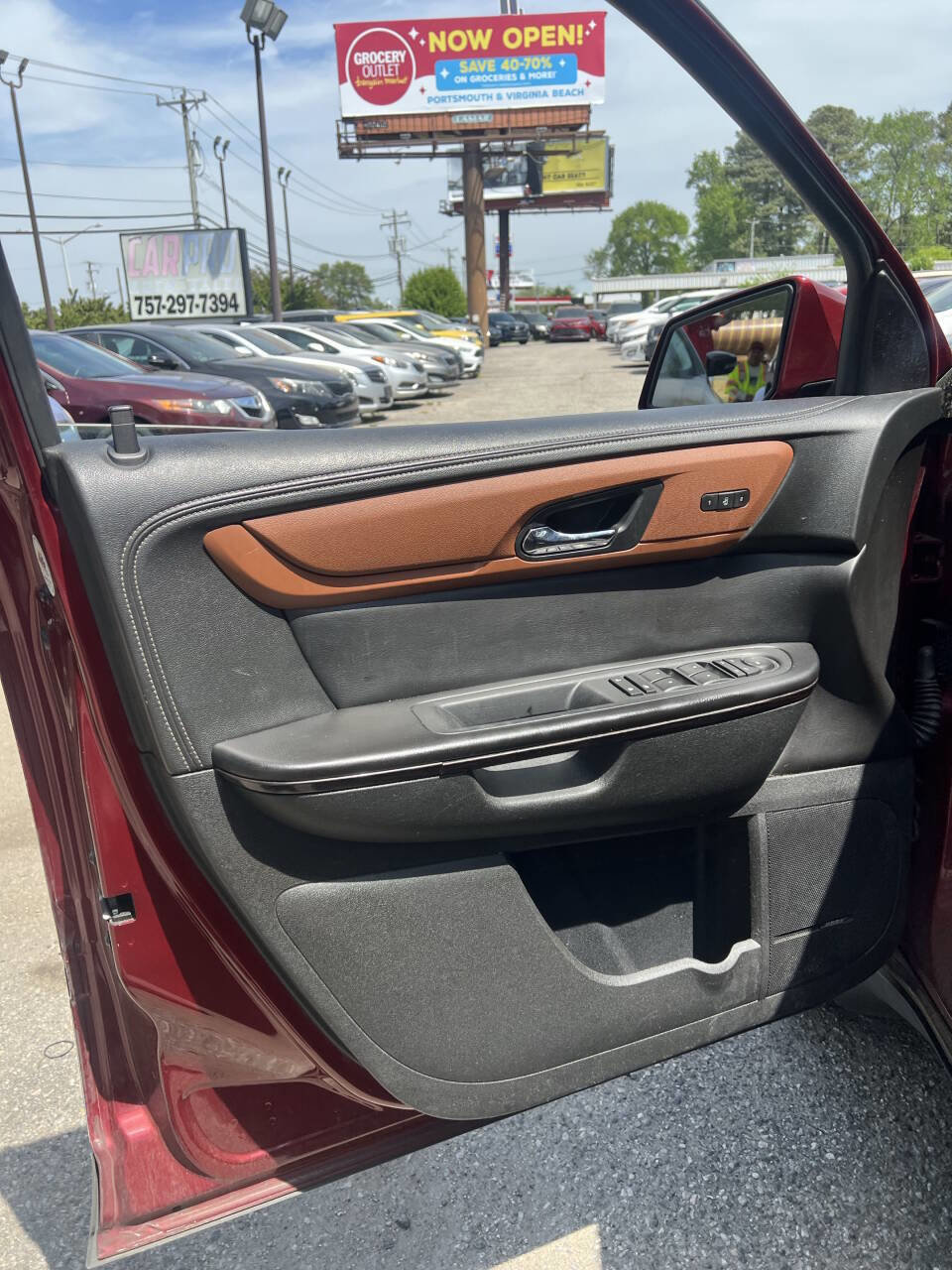 Used 2015 Chevrolet Traverse LTZ AWD/4WD image 8