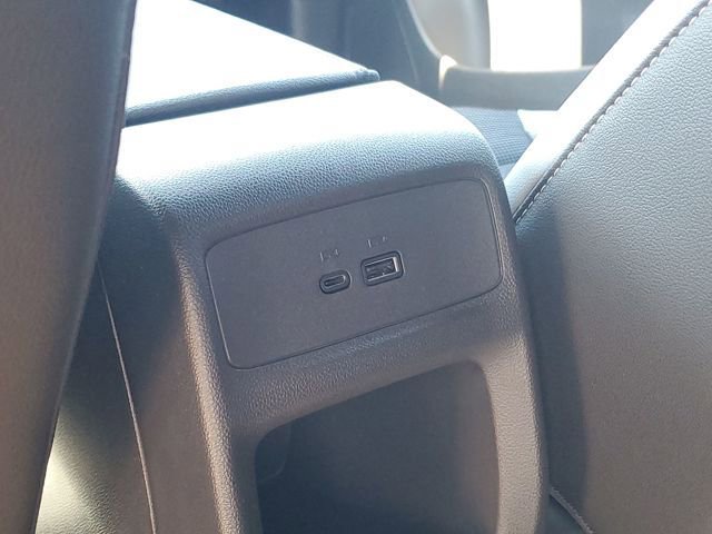 Used 2025 Buick Envista Preferred w/ Convenience II Package image 30