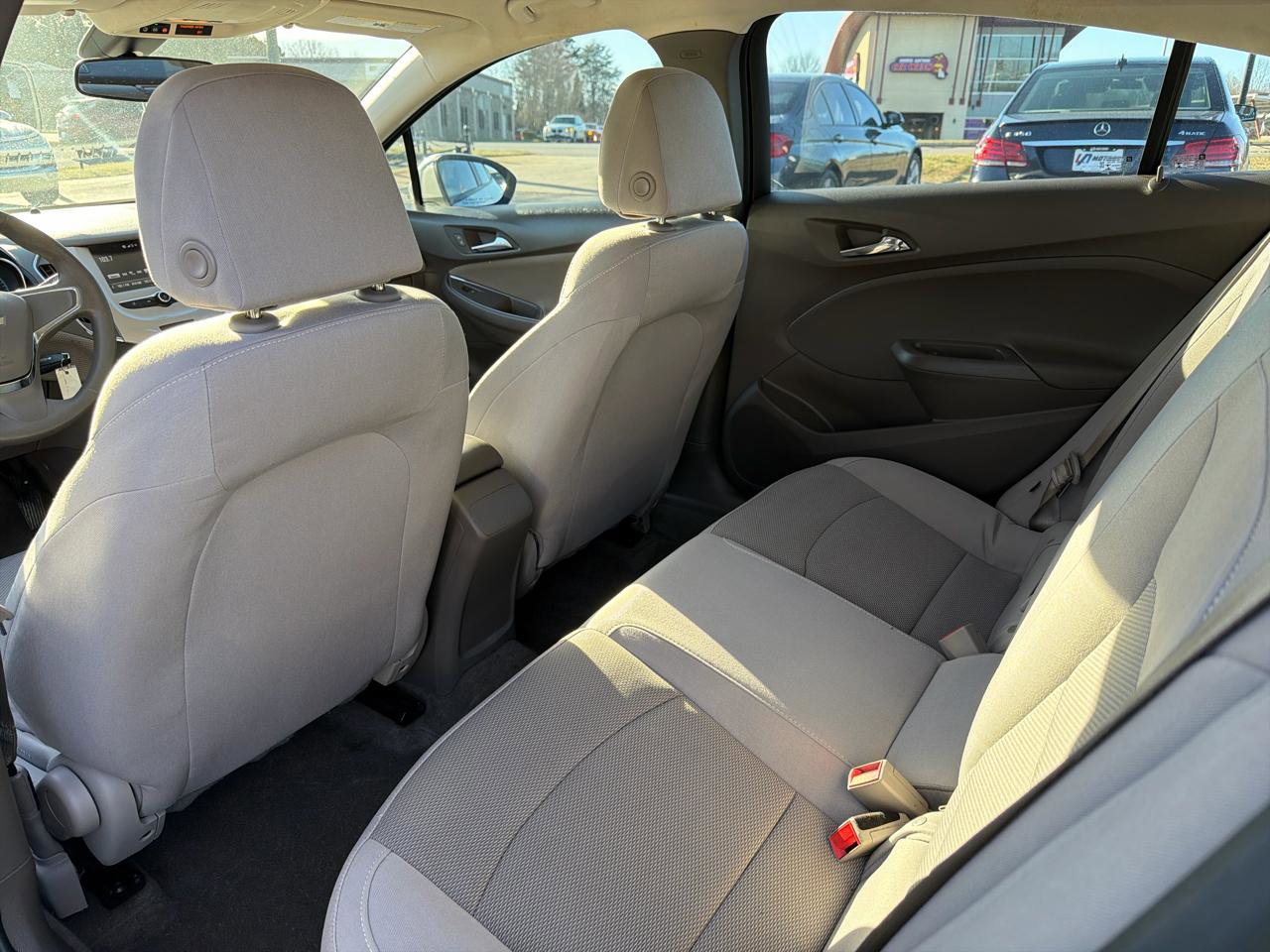 Used 2018 Chevrolet Cruze LS image 11