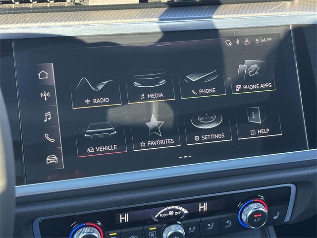 Used 2025 Audi Q3 2.0T Premium w/ Convenience Package image 29