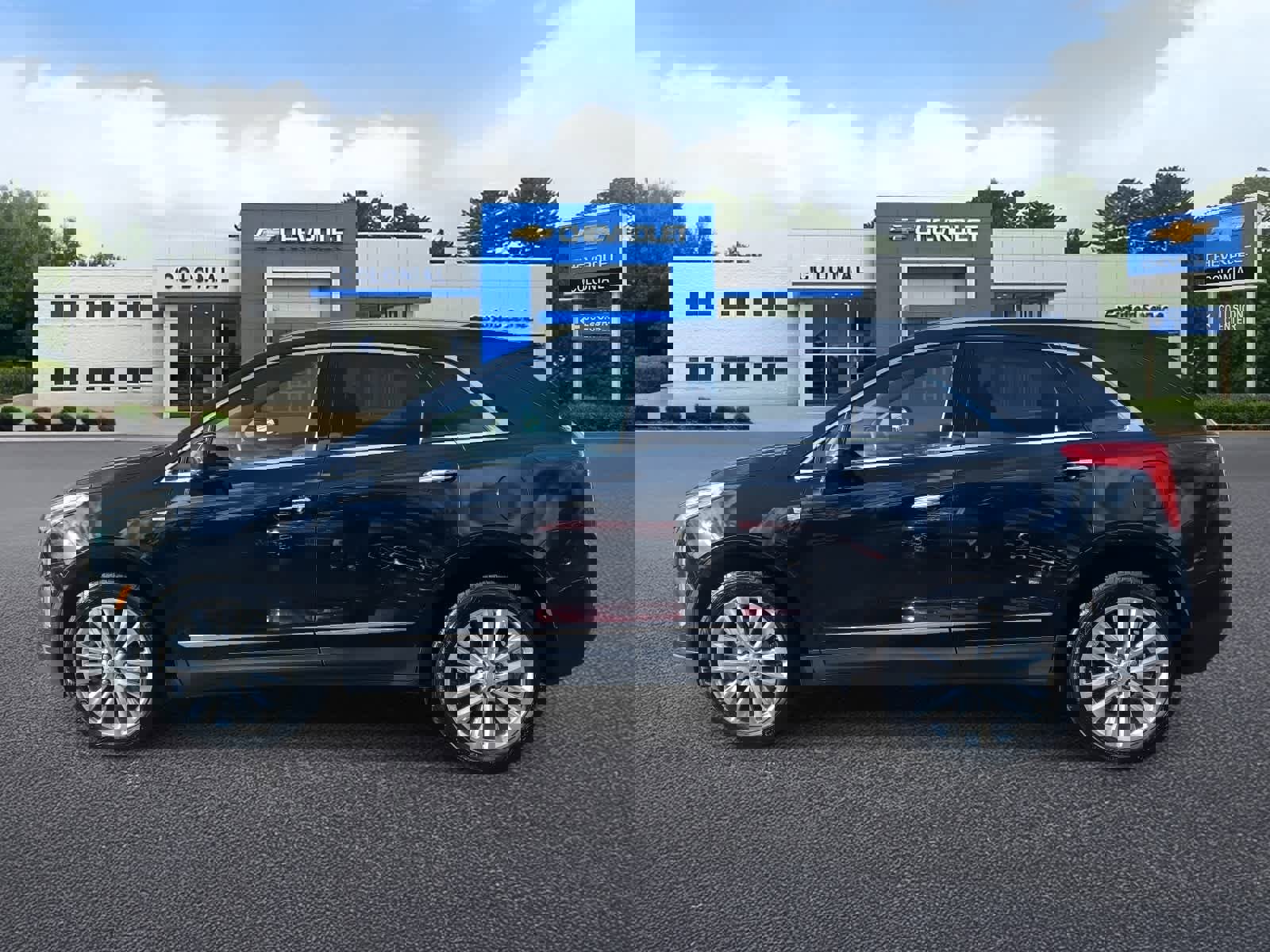 Used 2017 Cadillac XT5 Platinum image 6