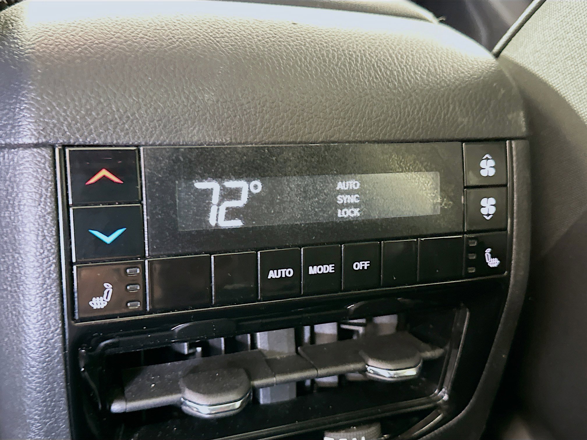 Used 2024 Jeep Grand Cherokee L Limited w/ Luxury Tech Group II image 27