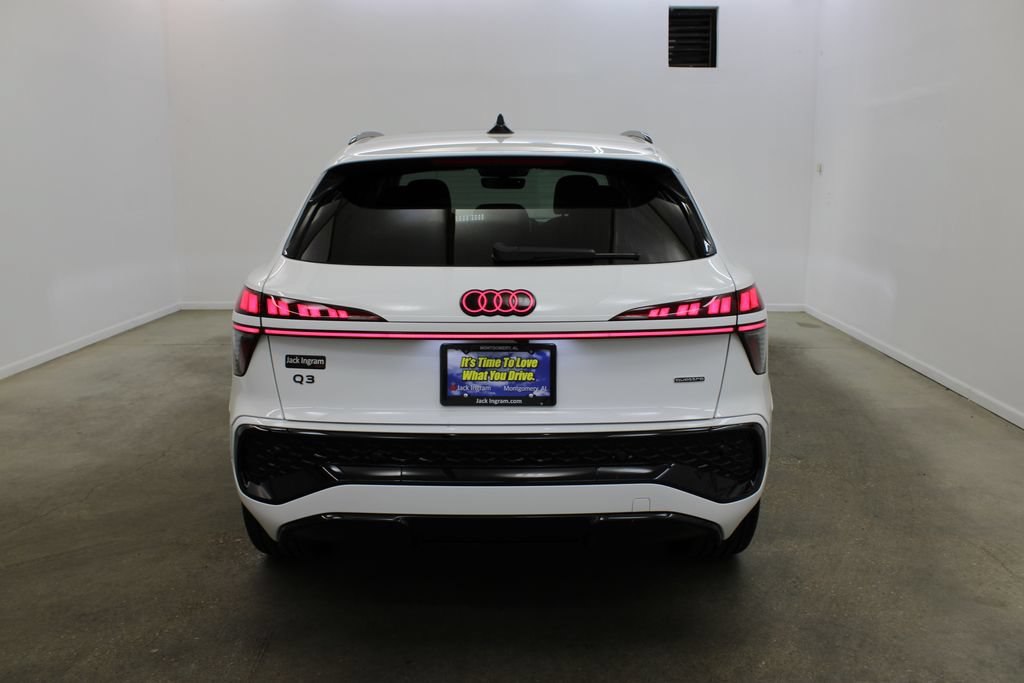 New 2026 Audi Q3 quattro 2.0T AWD/4WD image 4