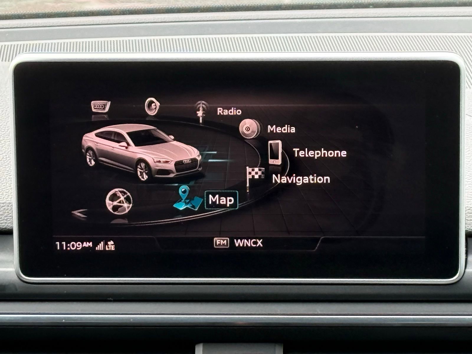 Used 2019 Audi RS 5 Sportback w/ Black Optic Carbon Package image 20