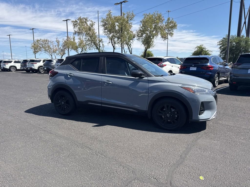 Used 2023 Nissan Kicks SR w/ SR Premium Package FWD image 6