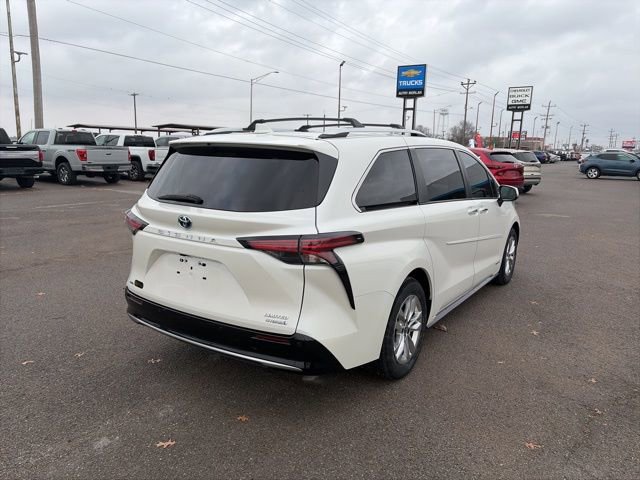 Used 2021 Toyota Sienna Limited w/ Outdoor Package (TMS) image 6