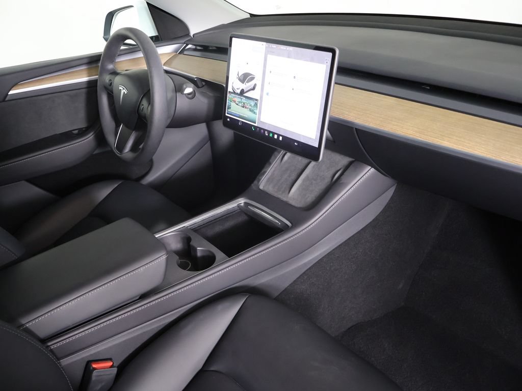 Used 2024 Tesla Model Y Performance AWD/4WD image 28