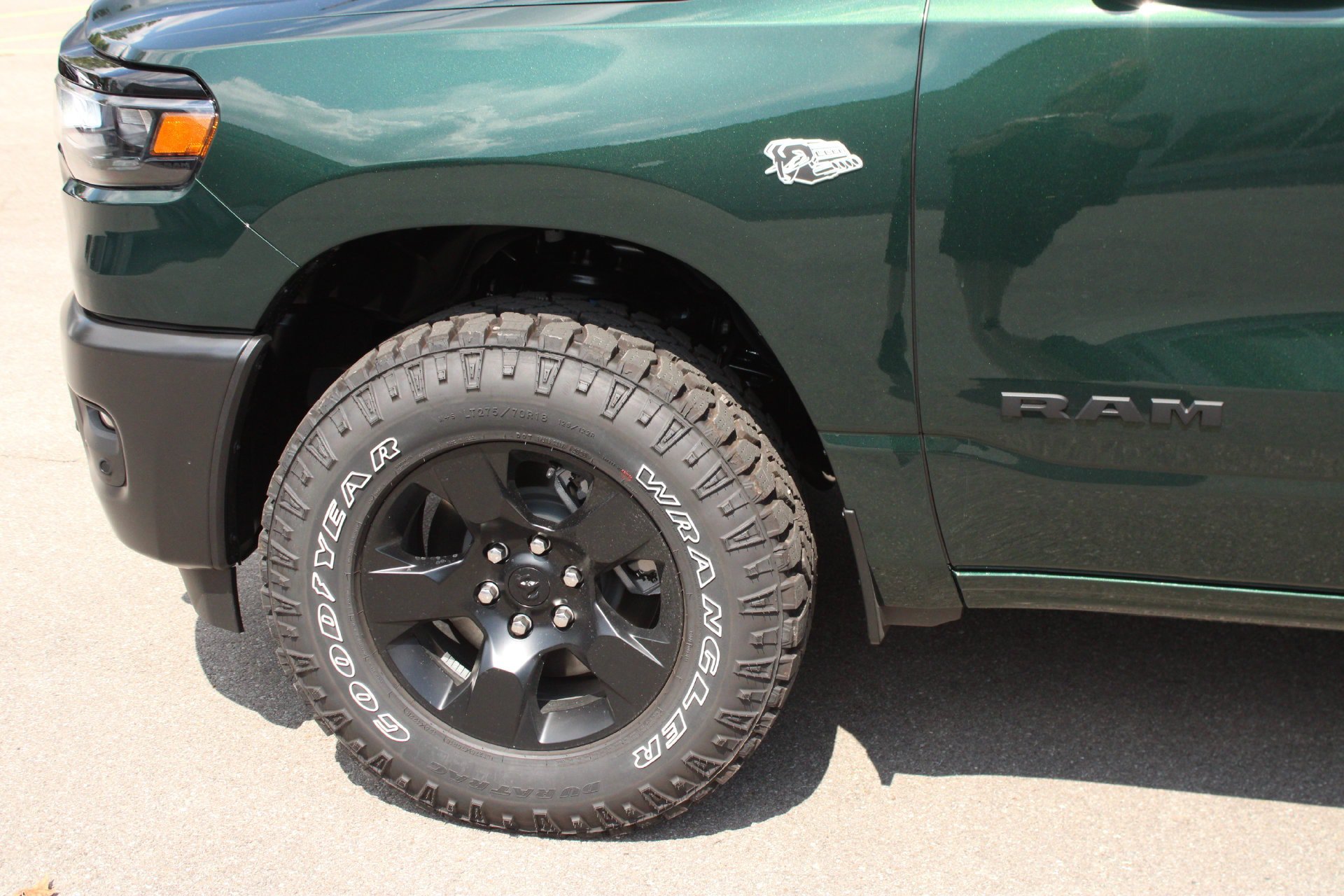 New 2026 RAM 1500 Warlock AWD/4WD image 11
