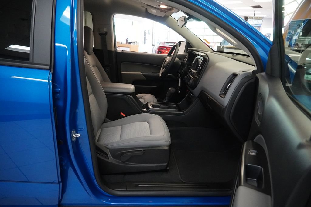 Used 2021 Chevrolet Colorado W/T w/ Custom Special Edition AWD/4WD image 10