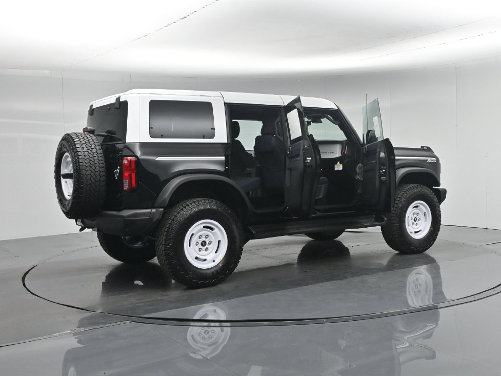 New 2026 Ford Bronco Heritage Edition AWD/4WD image 5