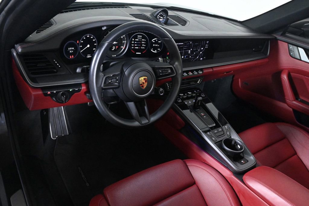 Used 2022 Porsche 911 Targa 4S image 4