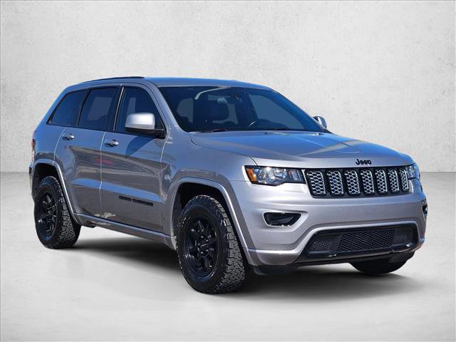 Used 2021 Jeep Grand Cherokee Laredo X RWD image 3