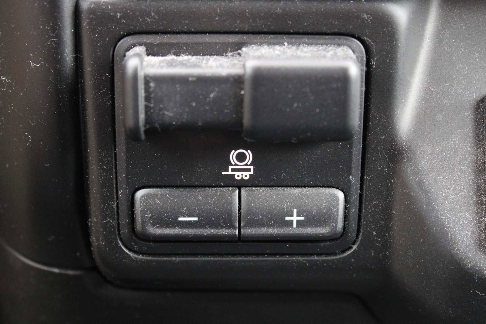 Used 2021 GMC Sierra 1500 SLT w/ X31 Off-Road Package image 18