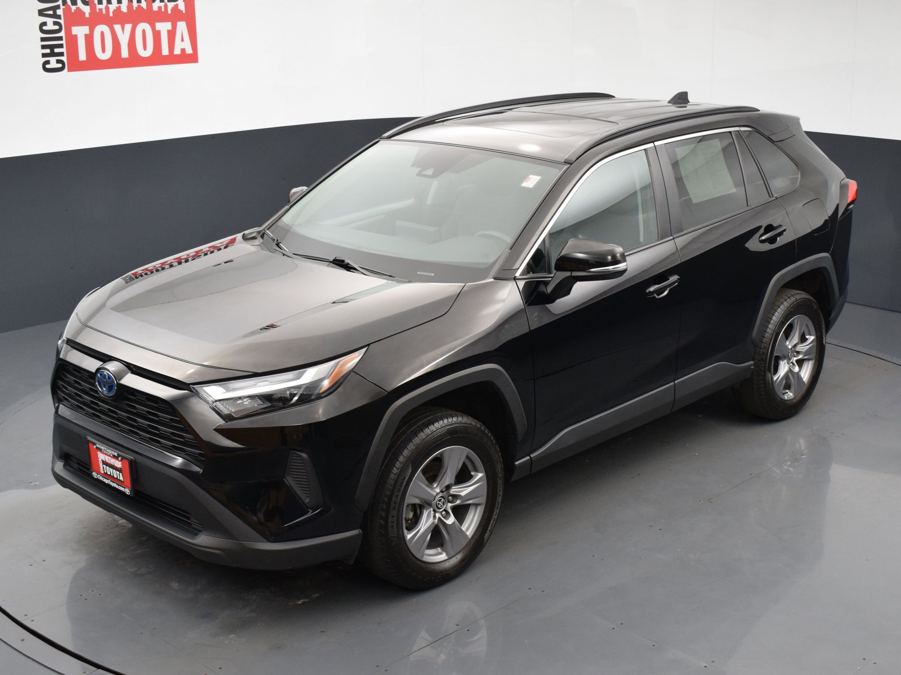 Used 2022 Toyota RAV4 XLE w/ Convenience Package AWD/4WD image 26