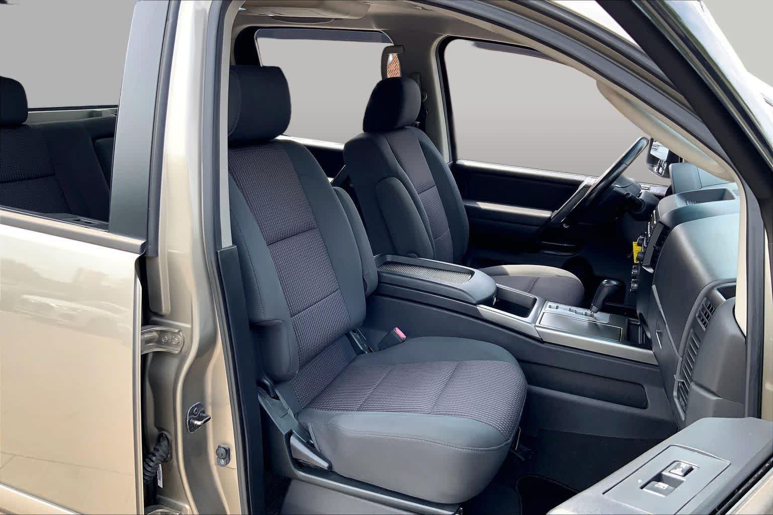 Used 2008 Nissan Titan LE RWD image 8