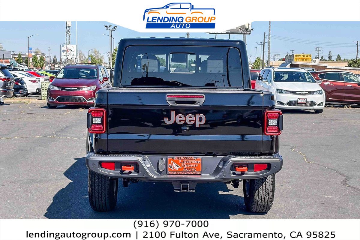 Used 2021 Jeep Gladiator Mojave image 3