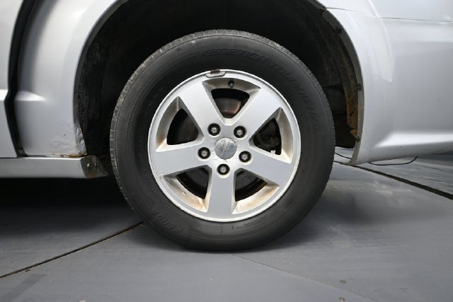 Used 2012 Dodge Grand Caravan SXT FWD image 9