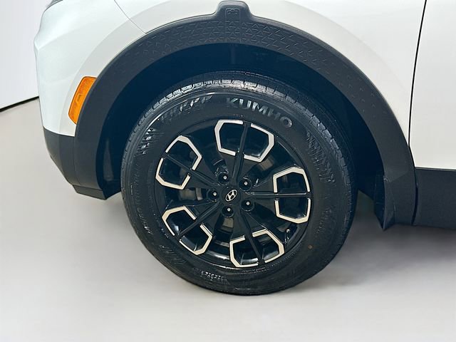 Used 2022 Hyundai Santa Cruz SEL Premium image 6