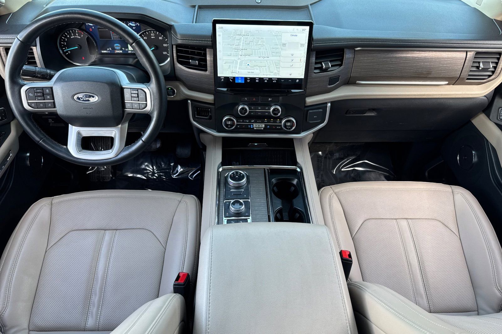 Used 2024 Ford Expedition Limited image 16