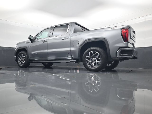 Used 2023 GMC Sierra 1500 SLT w/ SLT Premium Package AWD/4WD image 27