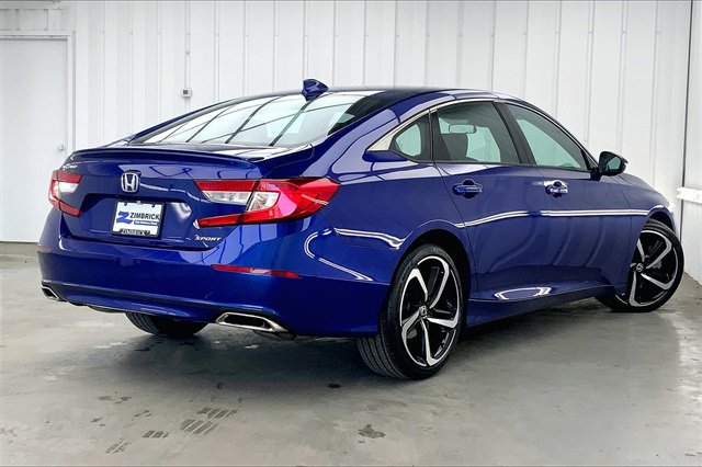 Used 2018 Honda Accord Sport image 12